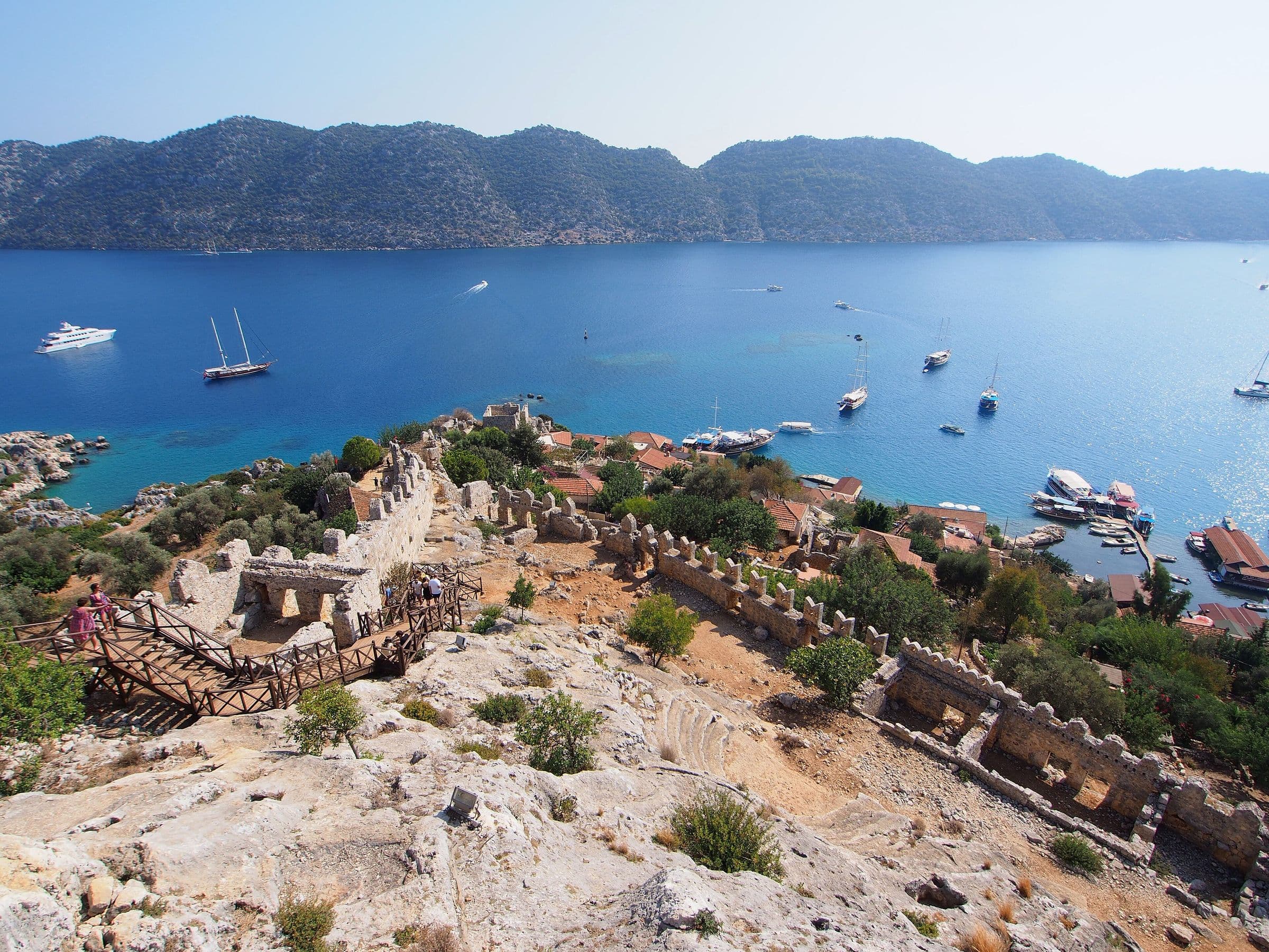 Simena Kalesi'nden Kekova körfezine bakış